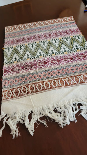 ZigZag Design Table Runners
